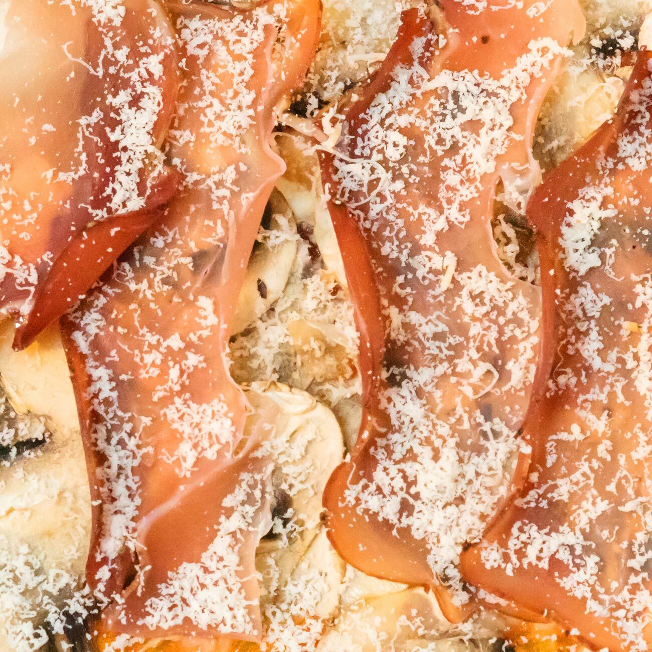 Pizza Funghi & Speck