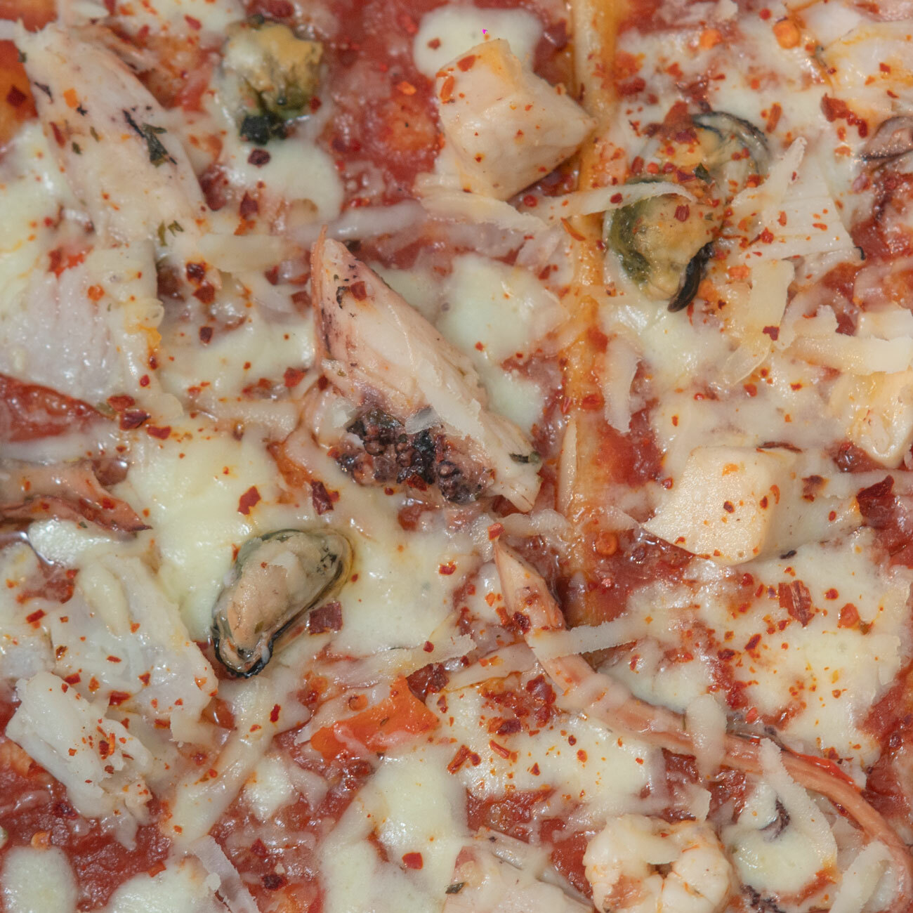 Pizza Mare & Provolone